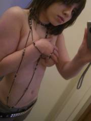 Bosomy goddess with hairy pussy gets recorded in home porn
